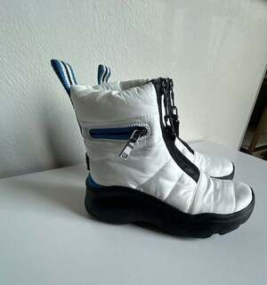 Naturalizer Think Royln X Shadow-Dancer Insulated Boot White/Black-6